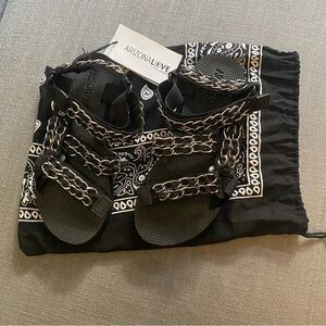 Arizona Love Trio Chain